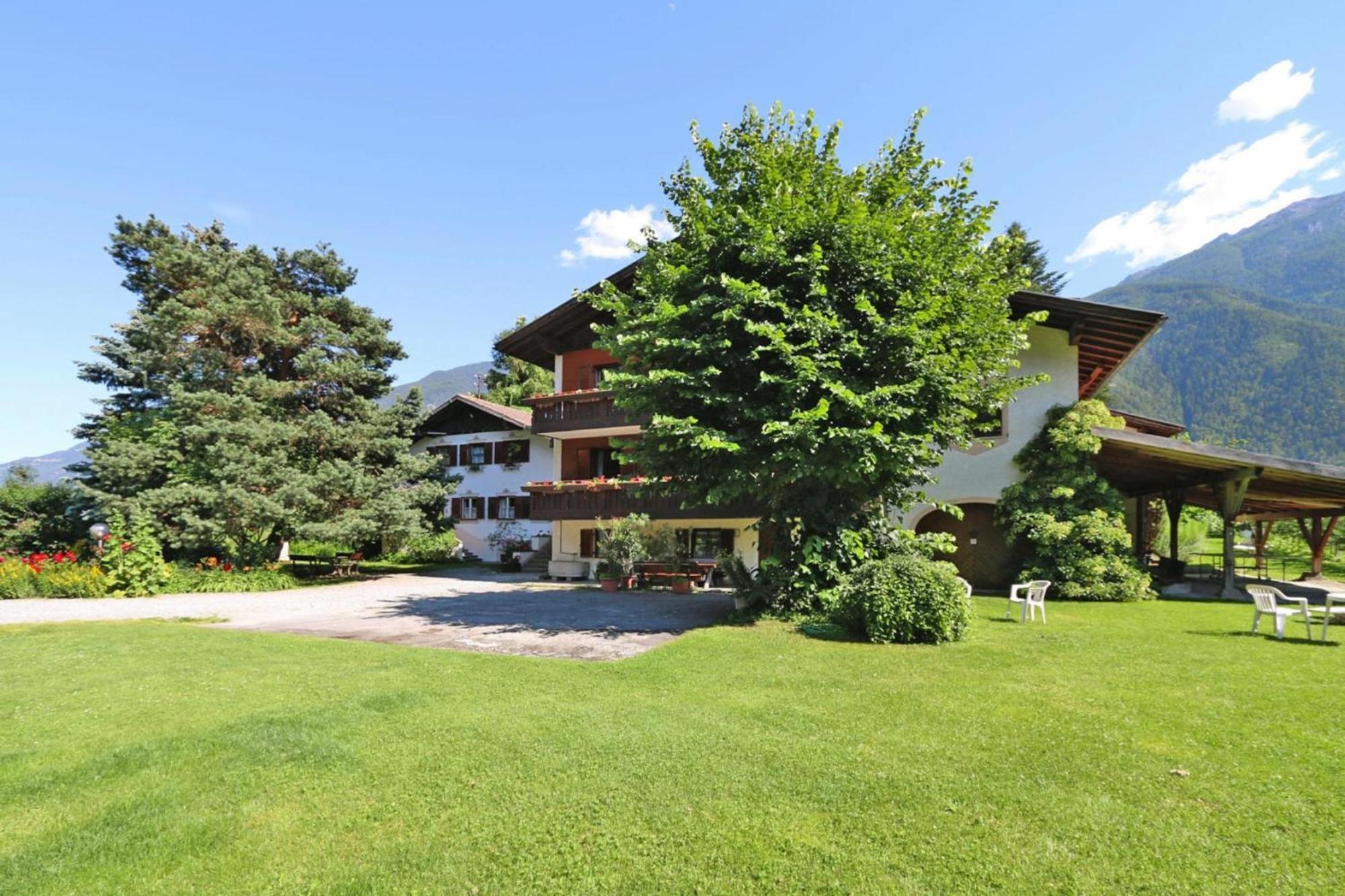Residence Gritschhof, Latsch Exteriör bild